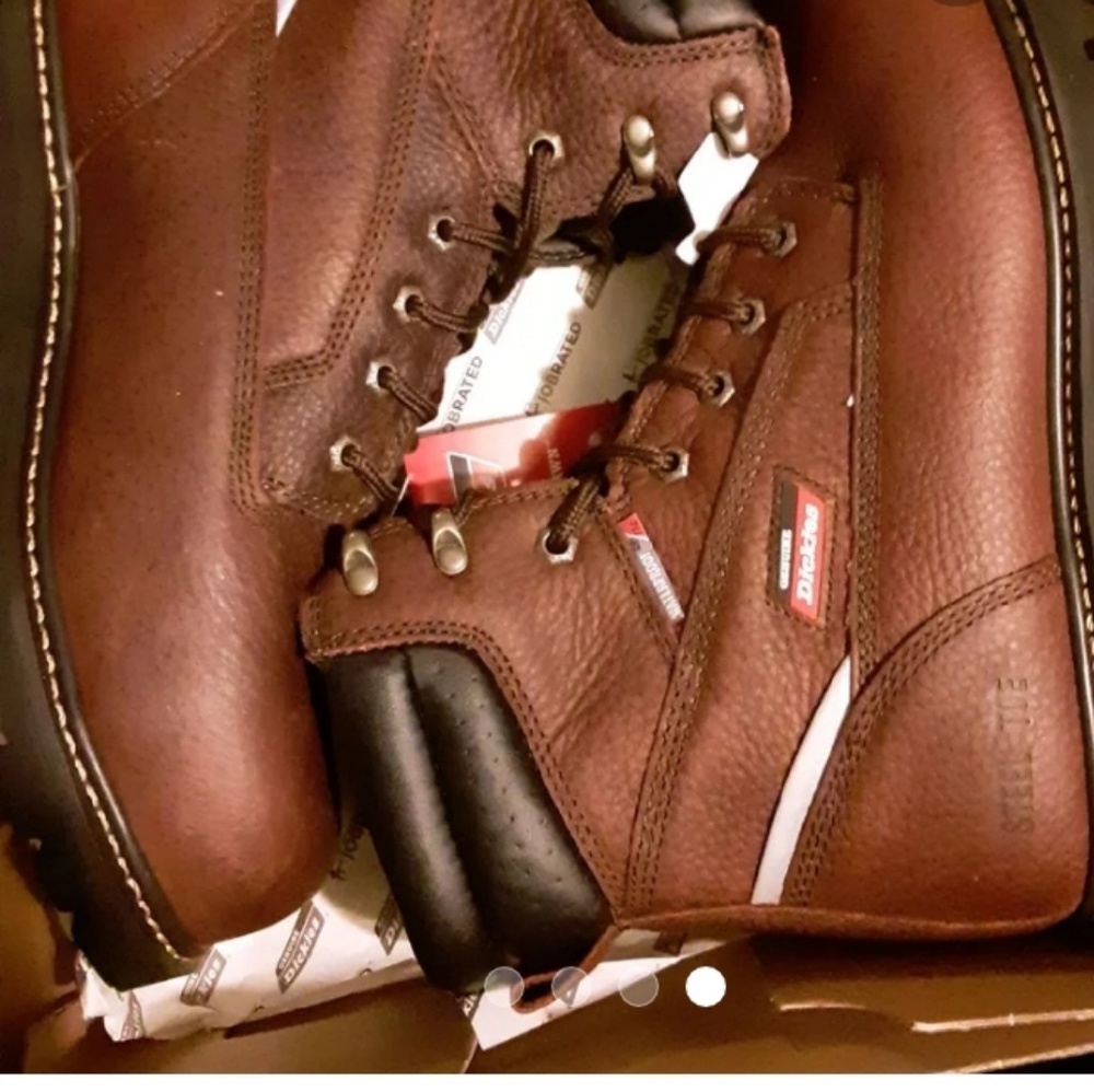 Mens size 11 steel toe boots